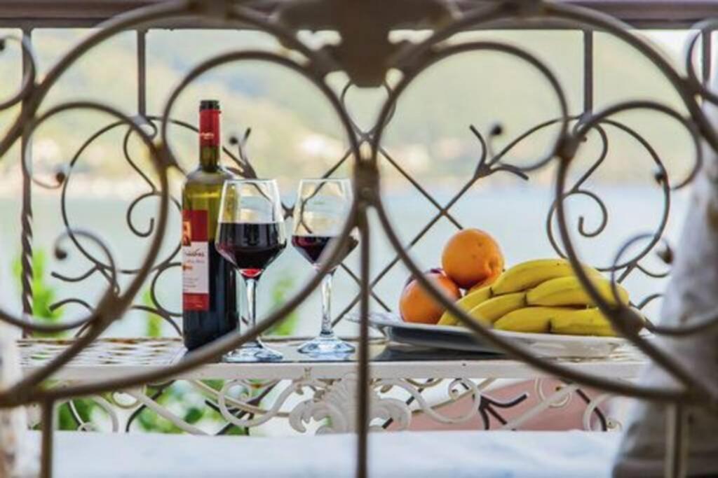 Sea Front Almi Villa Василики Екстериор снимка